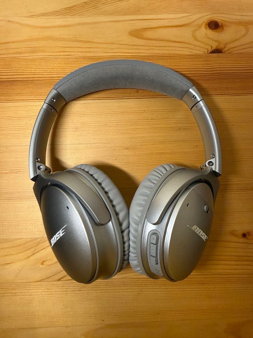 f*e様 【動作正常】QUIETCOMFORT 35シルバー - メルカリ