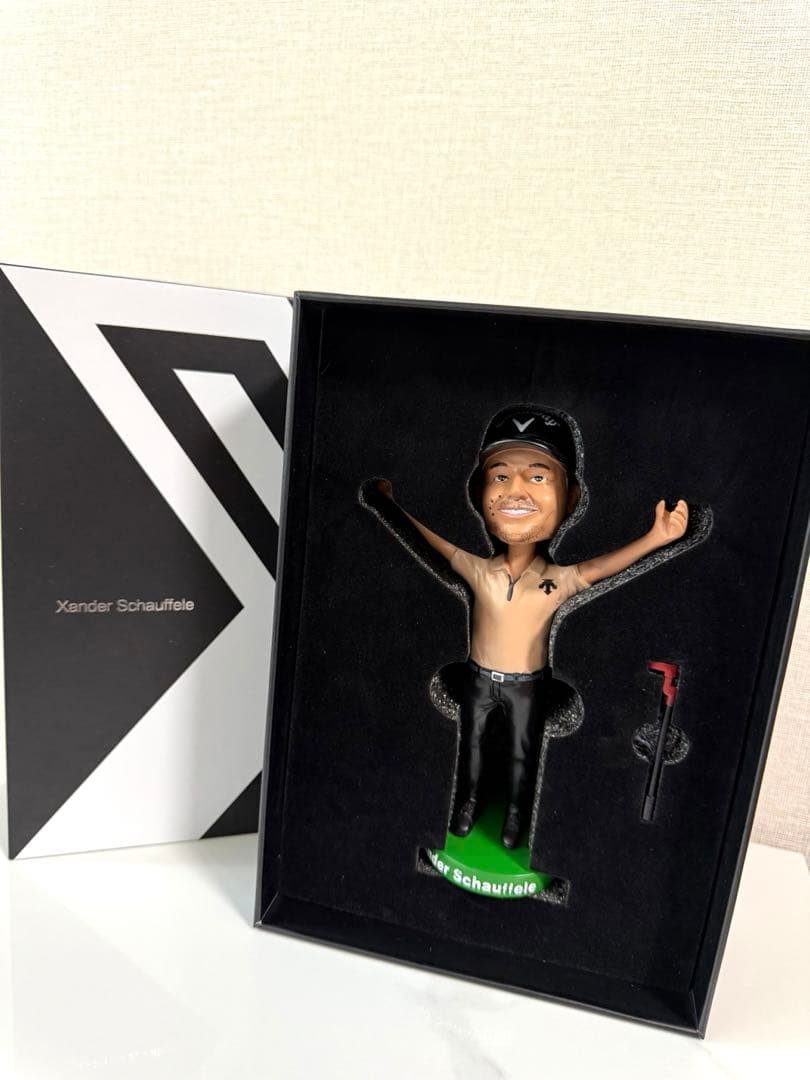 非売品ザンダー・シャウフェレ キャロウェイ ボブルヘッド フィギュア