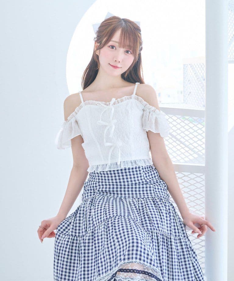 Rosé Muse front ribbon cami tops(新品未使用) Front ribbon cami tops – BUNNY APARTMENT