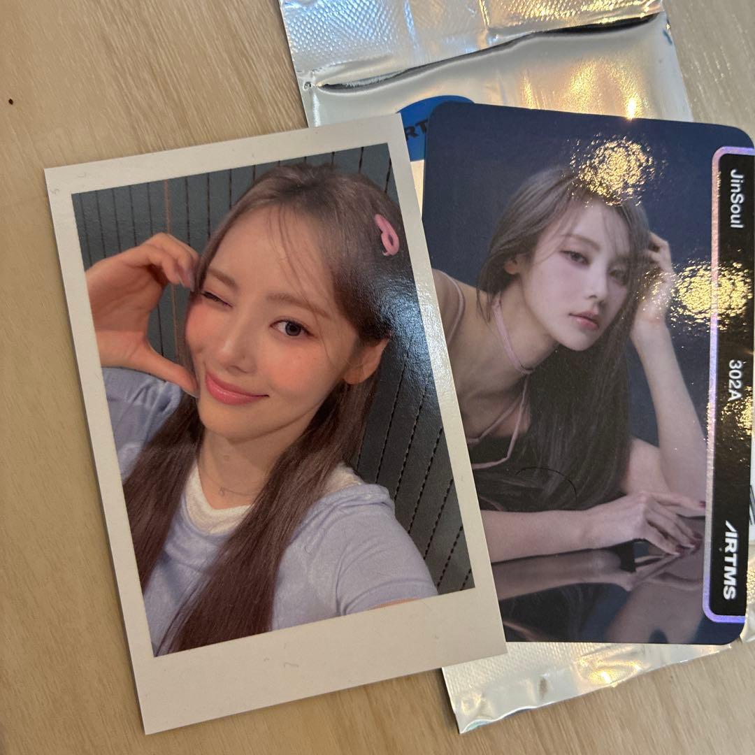 ARTMS LOONA Icarus ジンソル 진솔 JinSoul トレカ① - メルカリ