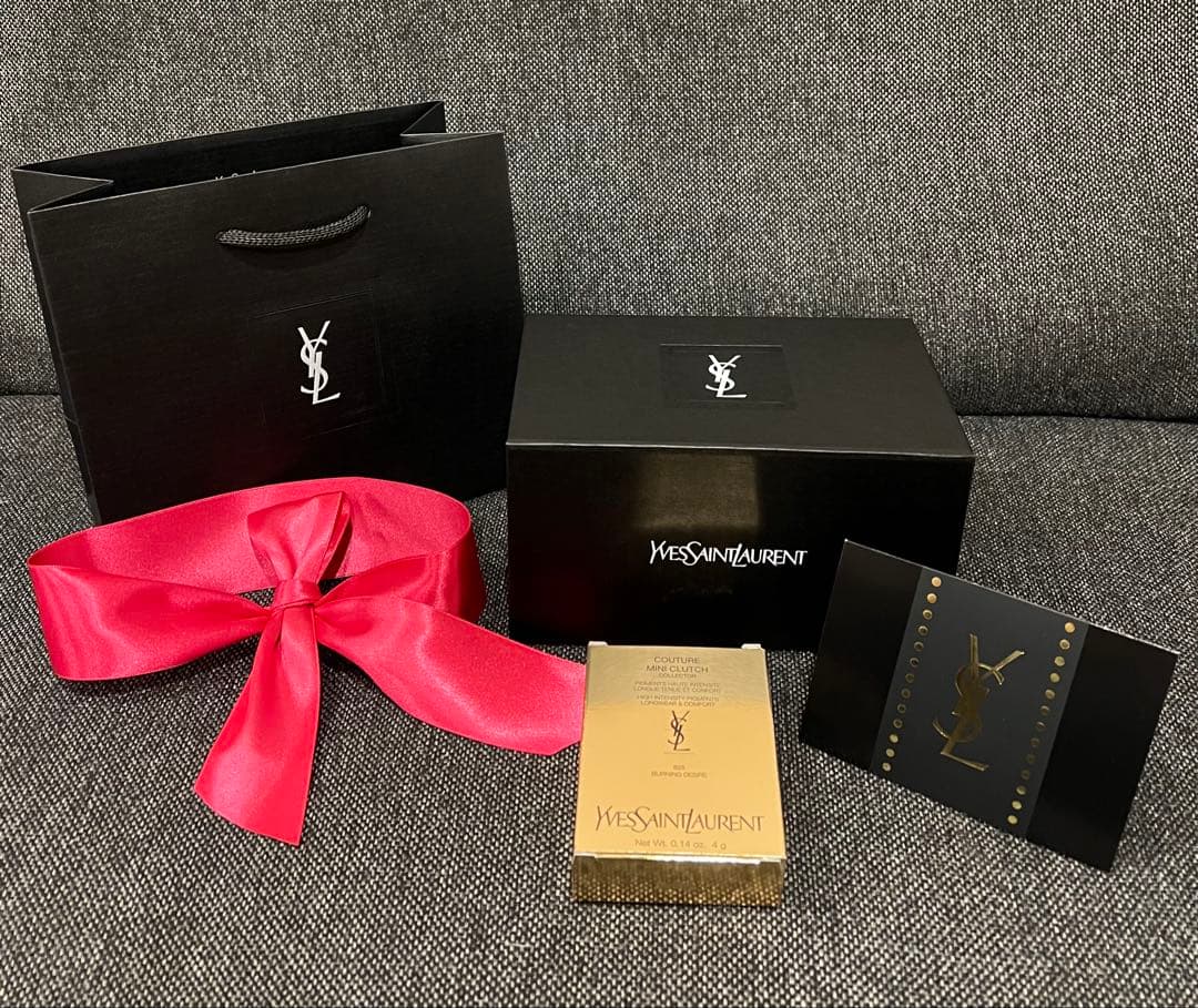 ⭐️新品未開封⭐️YSL クチュール ミニ クラッチ アイシャドウパレット 825 イヴ・サンローラン / クチュール ミニ クラッチ 825 バーニング