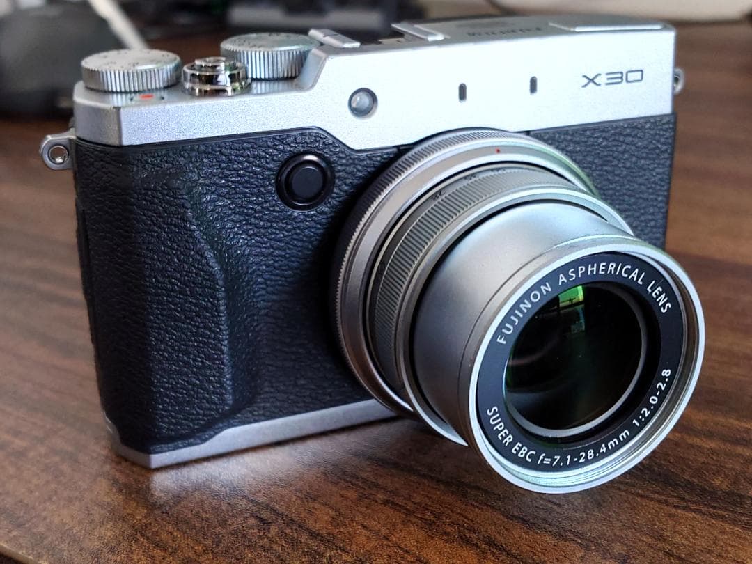 FUJIFILM X30 シルバー ※難あり - メルカリ