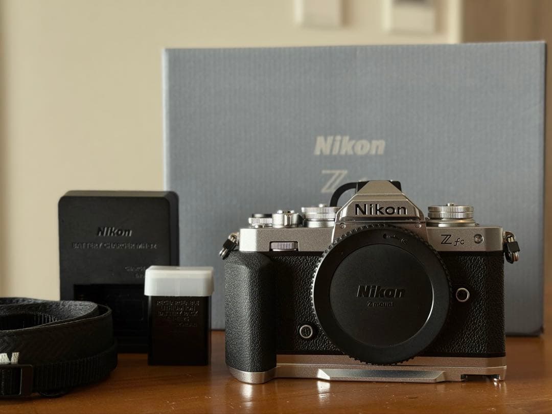 Nikon Z fc ミラーレス一眼 本体とオプションパーツ Zシリーズ（Nikon） ニコン ミラーレスカメラ Z fc ボディ ZFC-BK