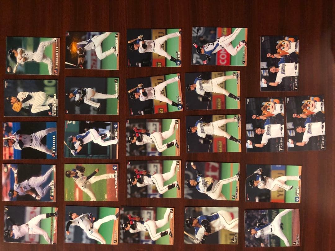 プロ野球チップス　北海道日本ハムファイターズ26枚セット まとめ売り】北海道日本ハムファイターズ プロ野球チップス - メルカリ