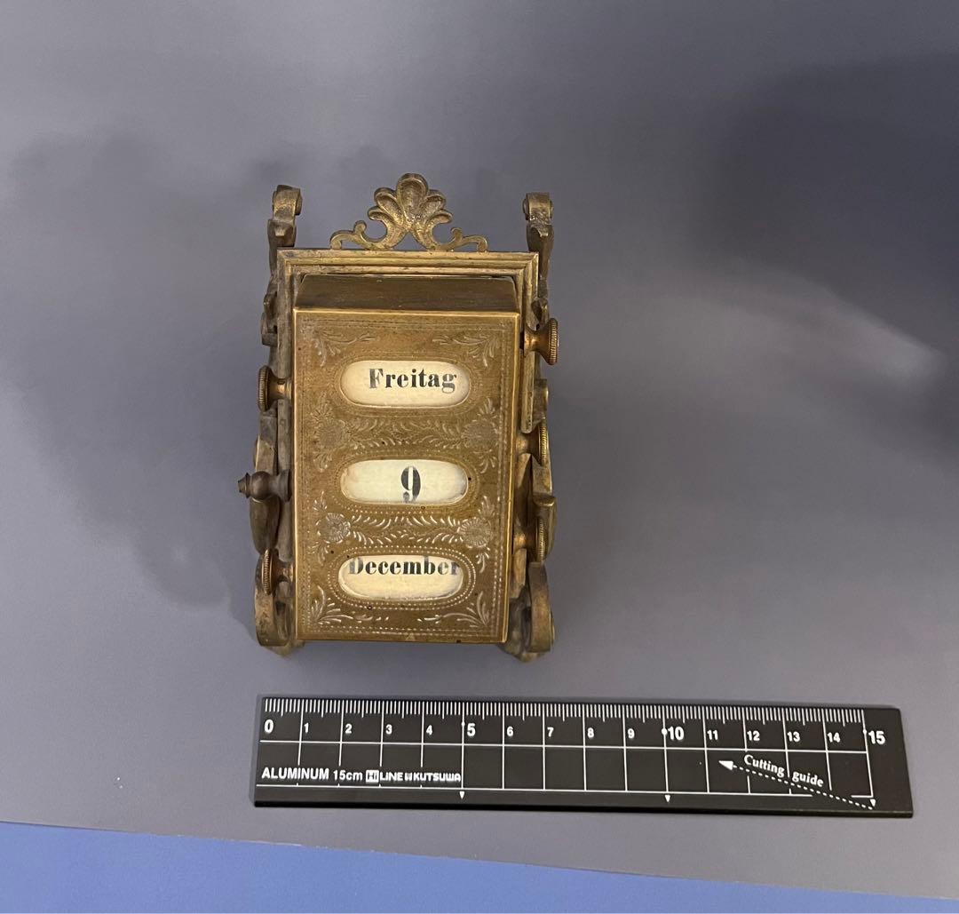 アンティーク 【卓上万年カレンダー】 ドイツ語 - メルカリ