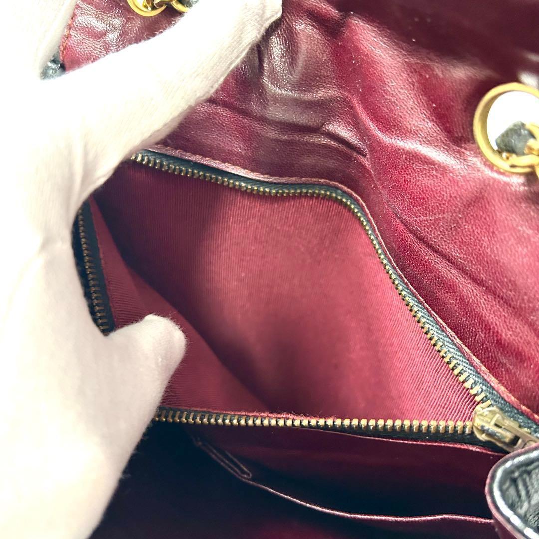 シャネル Vステッチ ラムスキン ターンロック チェーン ショルダー