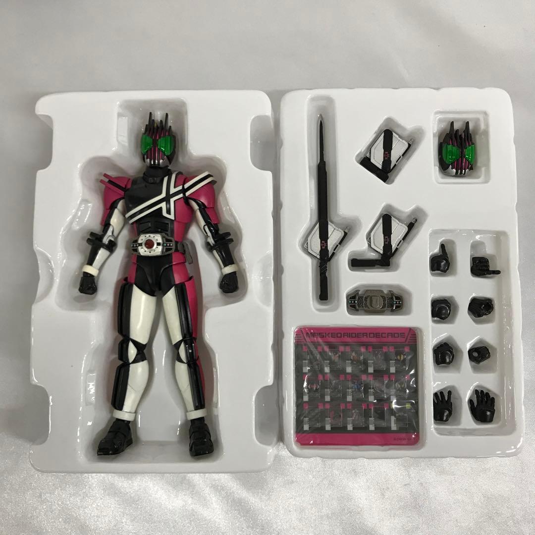 S.H.Figuarts(真骨彫製法) 仮面ライダーディケイド