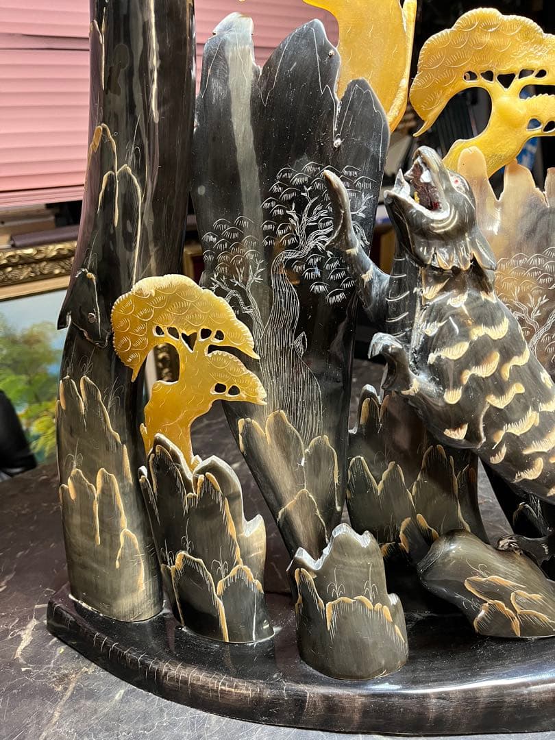 中国芸術、中国彫刻、水牛のツノ彫刻 鷹と虎の水牛のツノ彫刻、