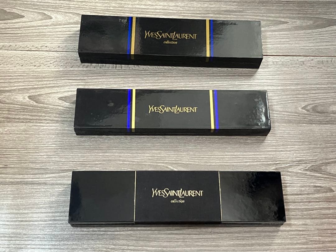 イヴサンローラン 時計ケース空箱