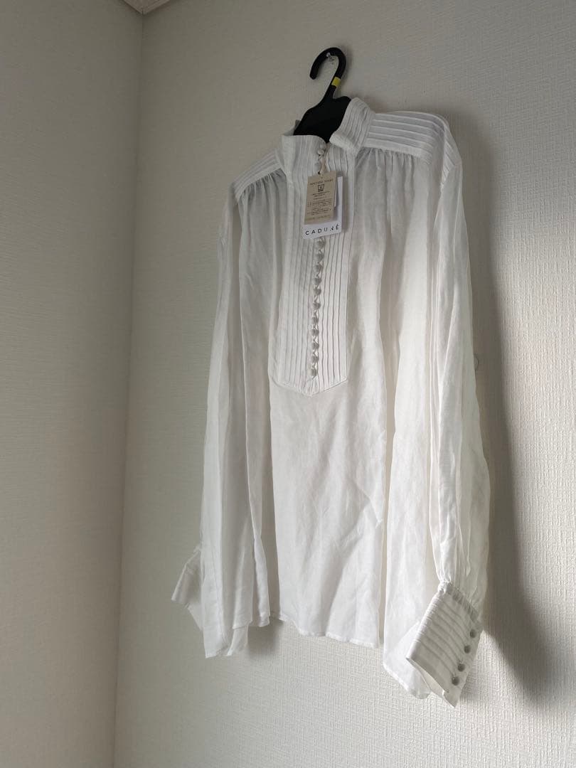 CADUNE ＜神崎 恵さんコラボ＞タックボリュームブラウス カデュネ 36