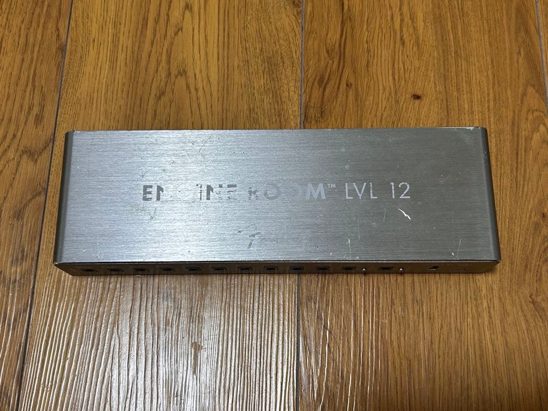 【最終値下げ】 Fender ENGINE ROOM LVL12 パワーサプライ FENDER ( フェンダー ) Engine Room LVL12 Power Supply, 100V JPN
