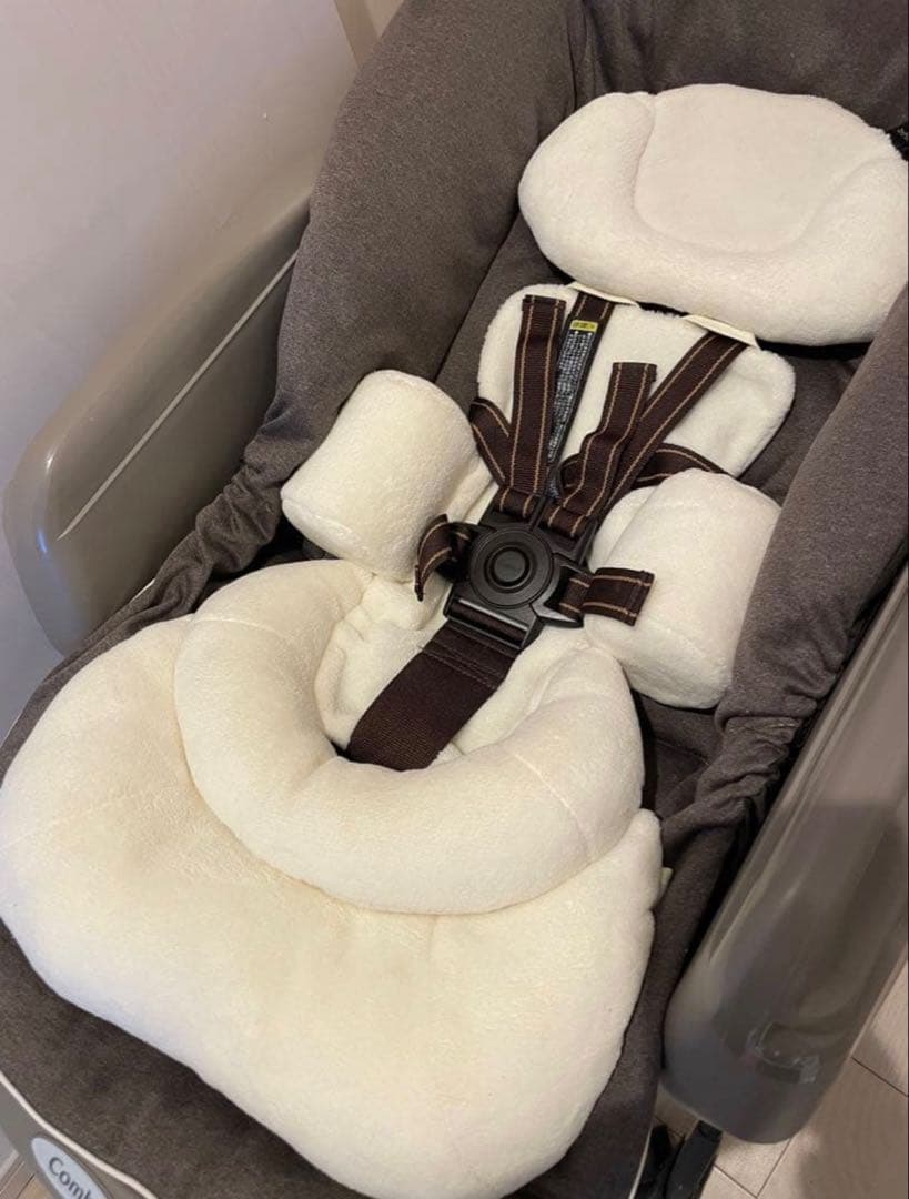 コンビ　ネムリラ コンビ ホワイトレーベル ネムリラ AUTO SWING BEDi Long スリープ