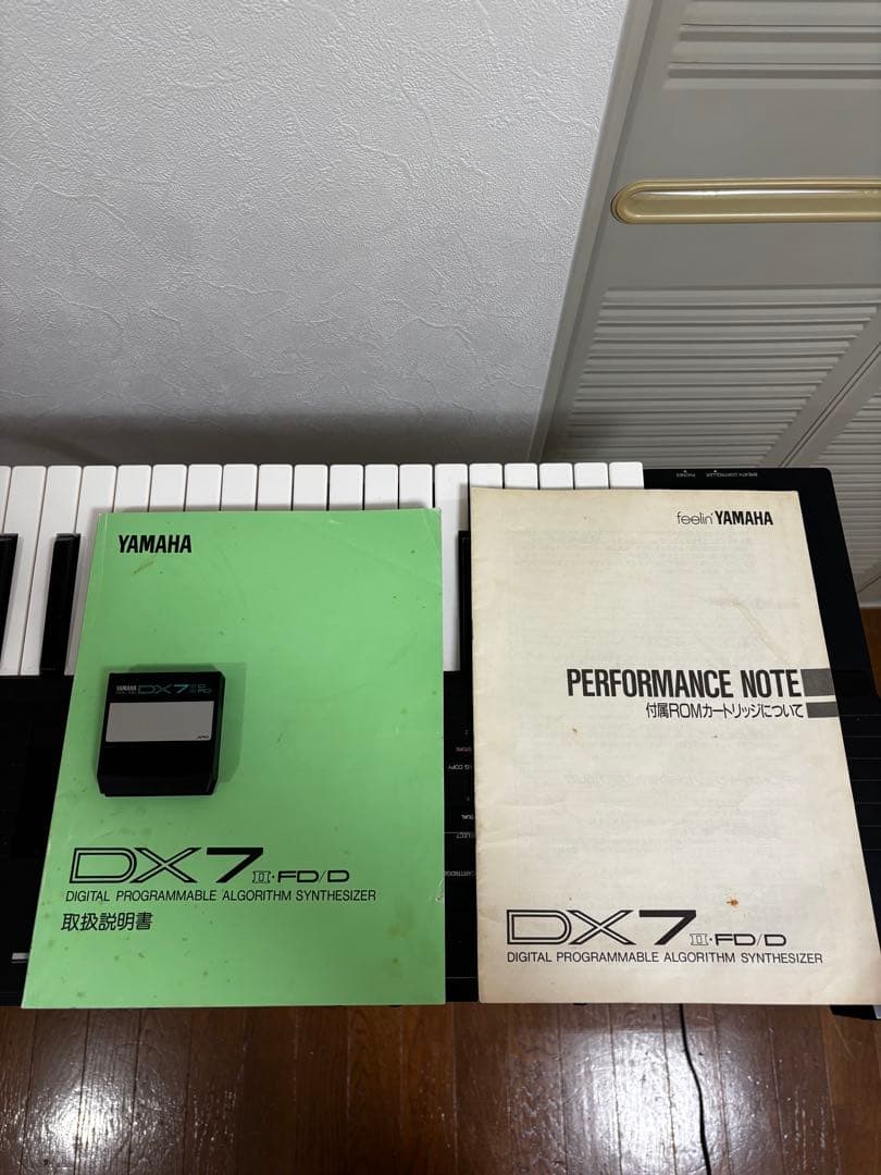 美品】Yamaha DX7 II-D 純正ケース・説明書・カートリッジ付 - メルカリ