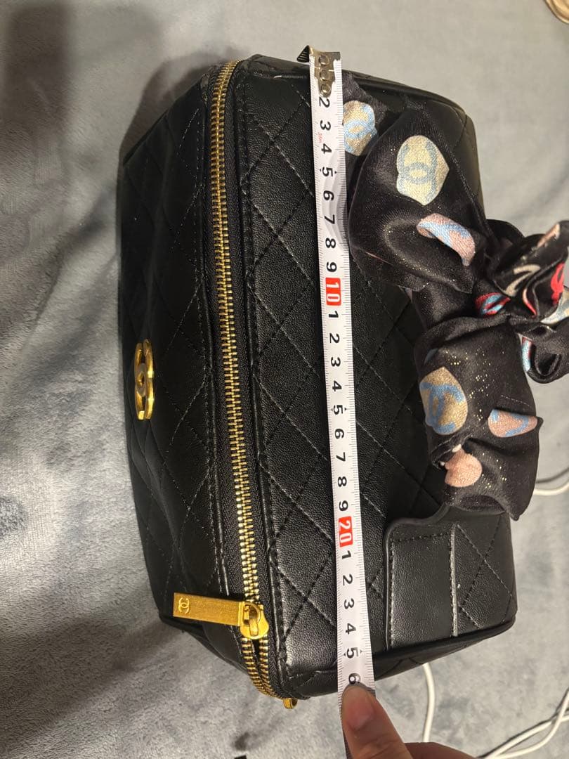 ブランド不問、リピーター様向け。中身も外側もすべて本革仕様。