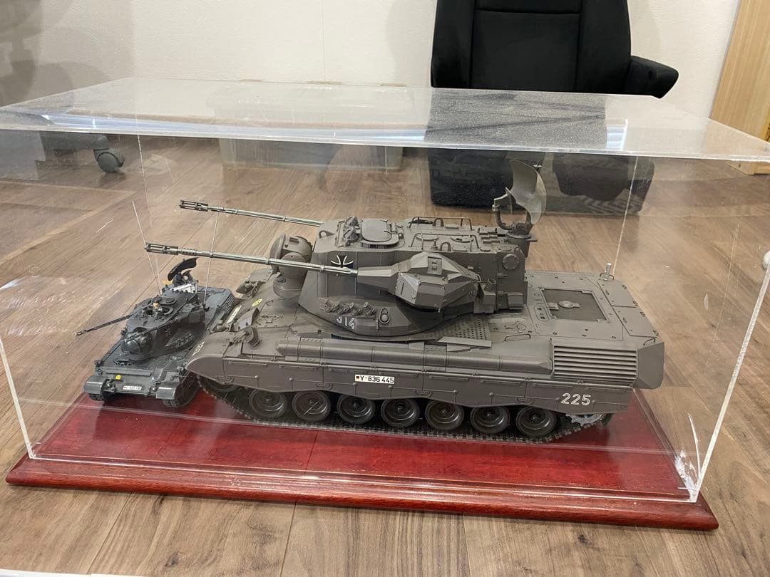 タミヤ当時物　1/16 ゲパルト戦車 ラジコン MINTON様専用 タミヤ ゲパルト 1/16 戦車 ラジコン RC戦車 未使用