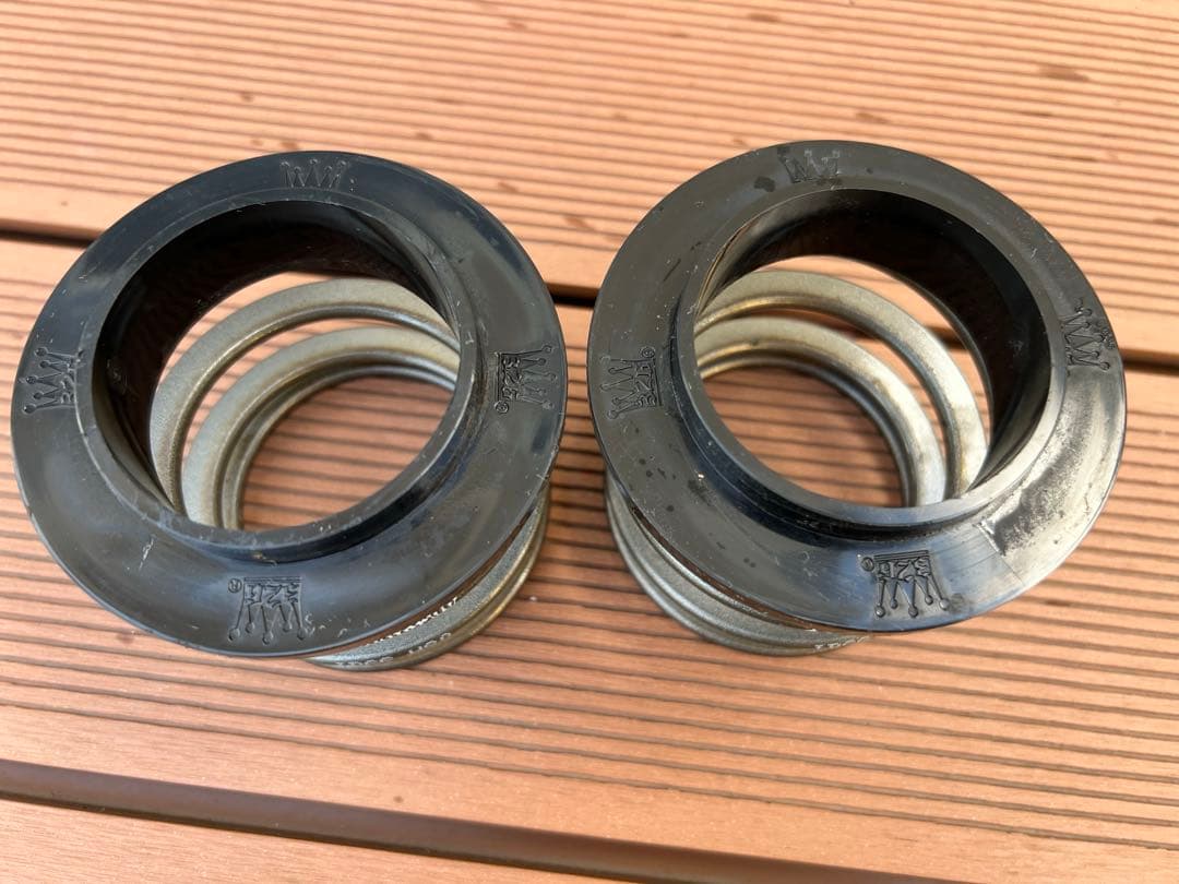 326Power ヘルパースプリング　id66 h80 2.5k