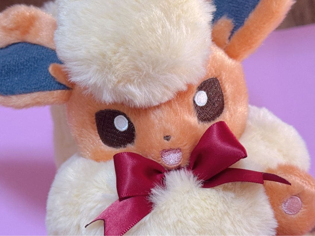 Eevee Collection イーブイコレクション ブースター ぬいぐるみ - メルカリ