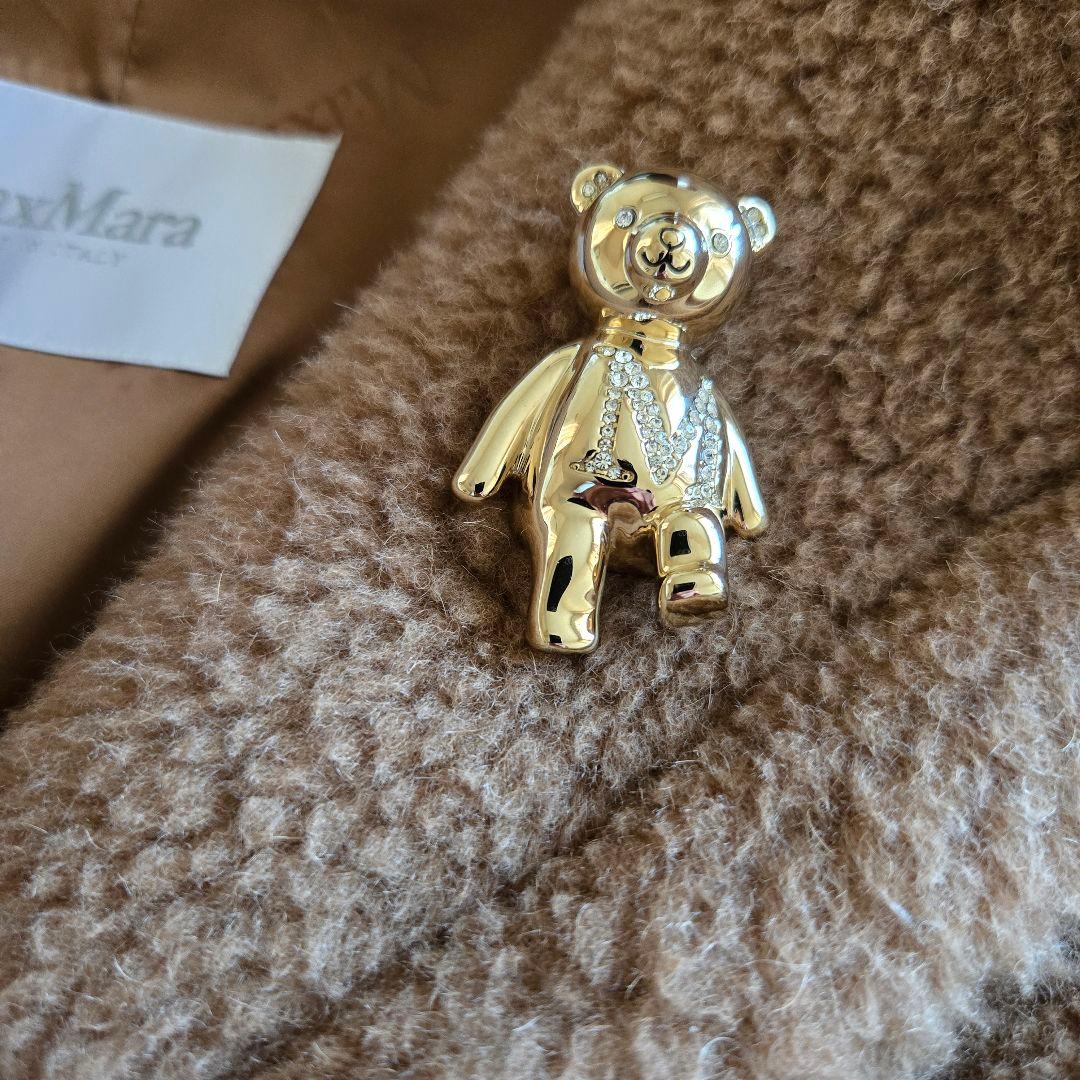 MaxMara テディ　シャイニーメタルブローチ シャイニー] メタル テディ ブローチ, white | Max Mara