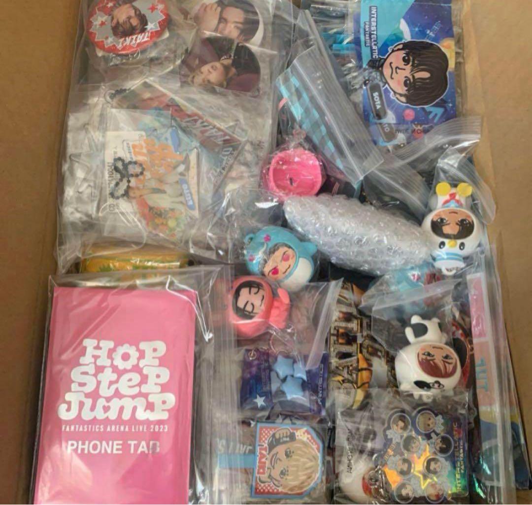 FANTASTICSまとめグッズ FANTASTICS OFFICIAL FAN CLUB