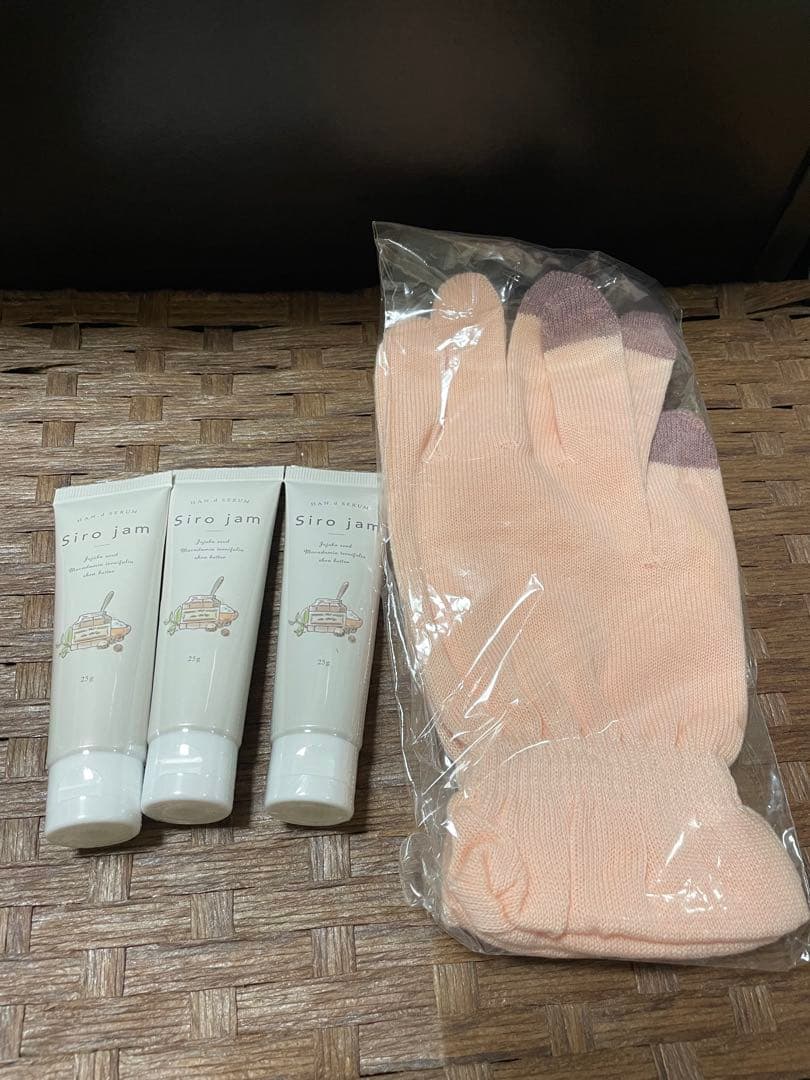 Siro jam ハンドクリーム3本と手袋セット Amazon.co.jp: 【年齢が出やすい手元ケア】 HAN.d Siro jam シロジャム