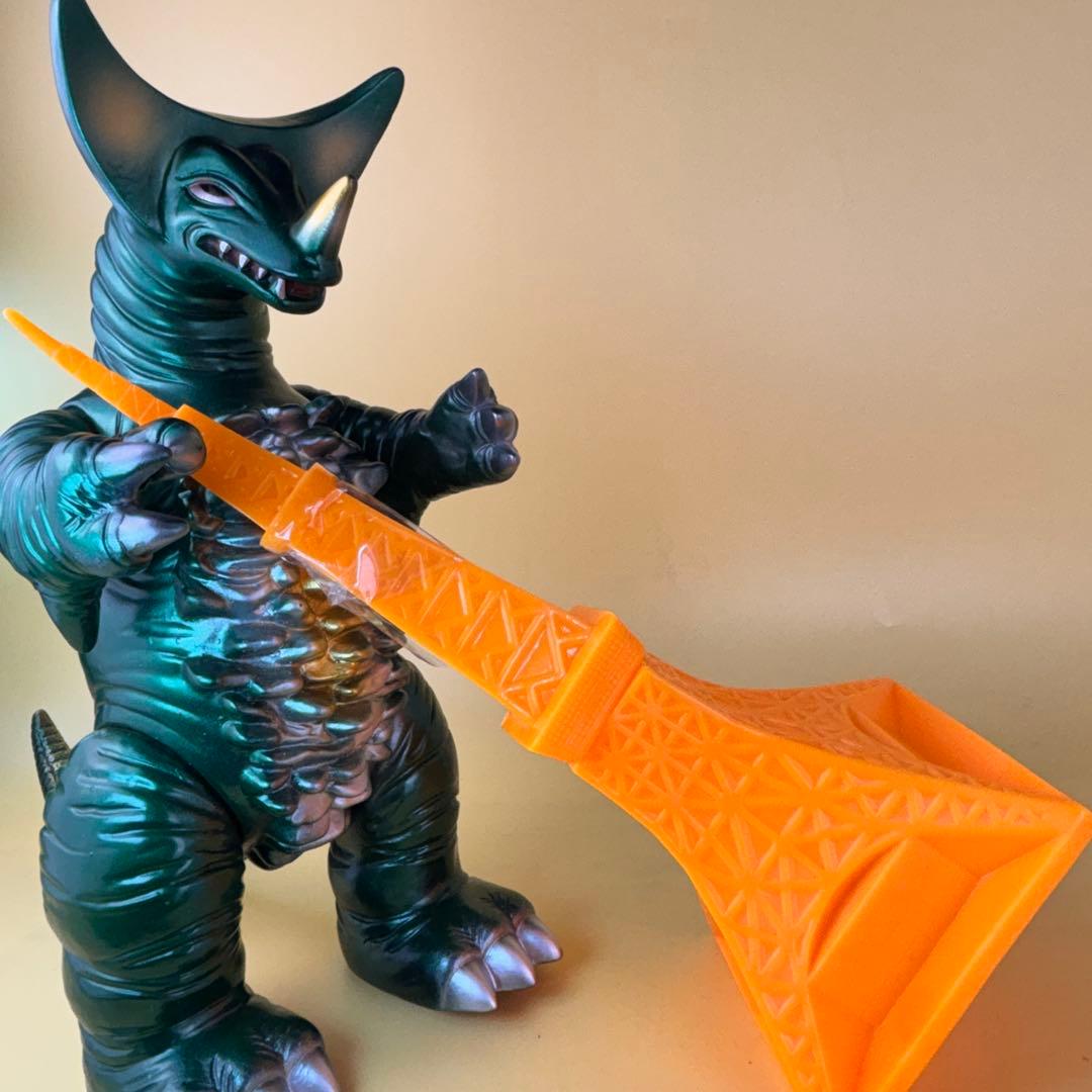 ブルマァク ジャイアント ゴモラ・後藤彩色所 カスタム 東京タワー付き