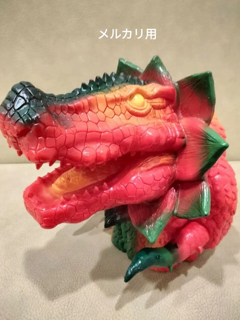 ソフビ　monstock 超古代神類ポゴンゴ　赤　izumonster　安楽安作 安楽安作が造る“逆襲”版「ガラモン」のソフビモデルがメディコム・トイ