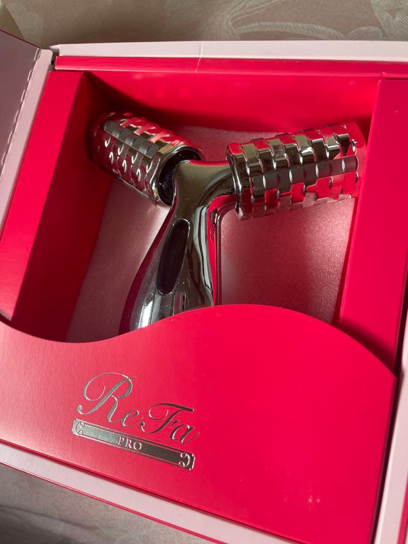 新品未使用品！付属品コンプリート！Refaローラー ReFa - 美品/正規品/フェイス/全身美容ローラー/リファ/ReFa/定価29480