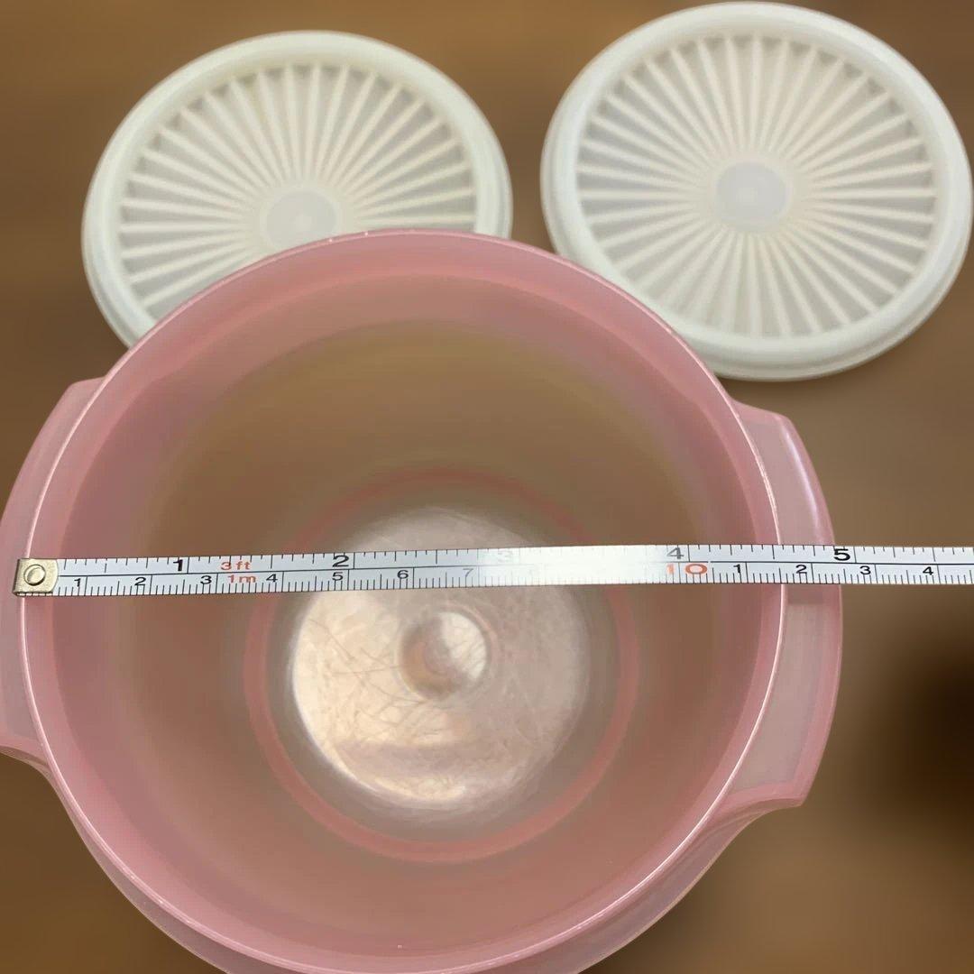 Tupperware食品保存容器 2色セット - メルカリ