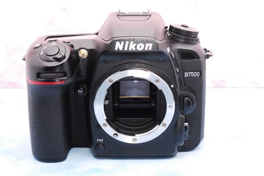 Nikon D7500☆超豪華トリプルレンズ☆一眼レフカメラ☆スマホ転送OK