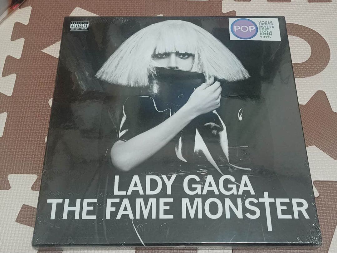 The Fame Monster Silver & Coke Bottle 3枚 Amazon.co.jp: The Fame Monster - Exclusive Deluxe Edition Silver