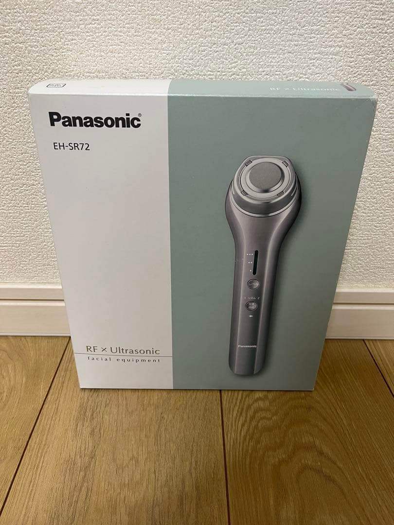 【新品未使用】 Panasonic EH-SR72-S 美顔器 Amazon.co.jp: パナソニック 美顔器 RF(ラジオ波) 海外対応 コードレス