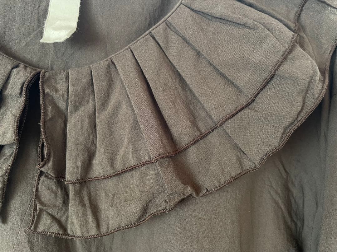 ラ*ラ様 yoli ヨリ Frilled blouse for gather ブ - メルカリ