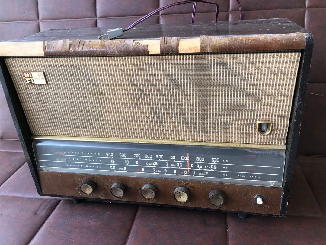 ナショナル 真空管ラジオ 当時物 年代物通電のみ(J66) - メルカリ