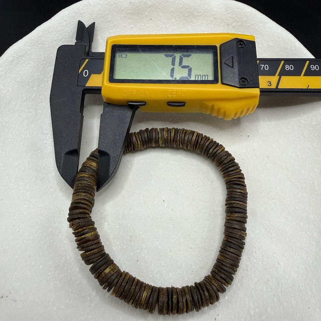 R022 全沈水極上緑油ガロ 沈香 原木 香木 高級品 重さ 7.7g