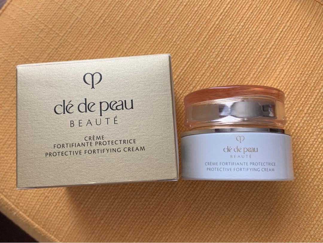 clé de peau プロテクティング モイスチャークリーム 50g Protective Fortifying Cream SPF 22 | Clé de Peau Beauté