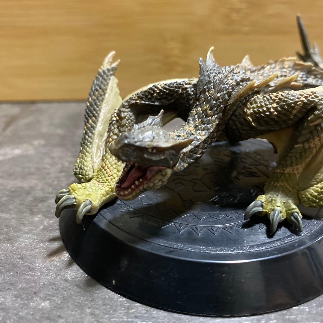 モンスターハンター スタンダードモデル フィギュア ティガレックス亜