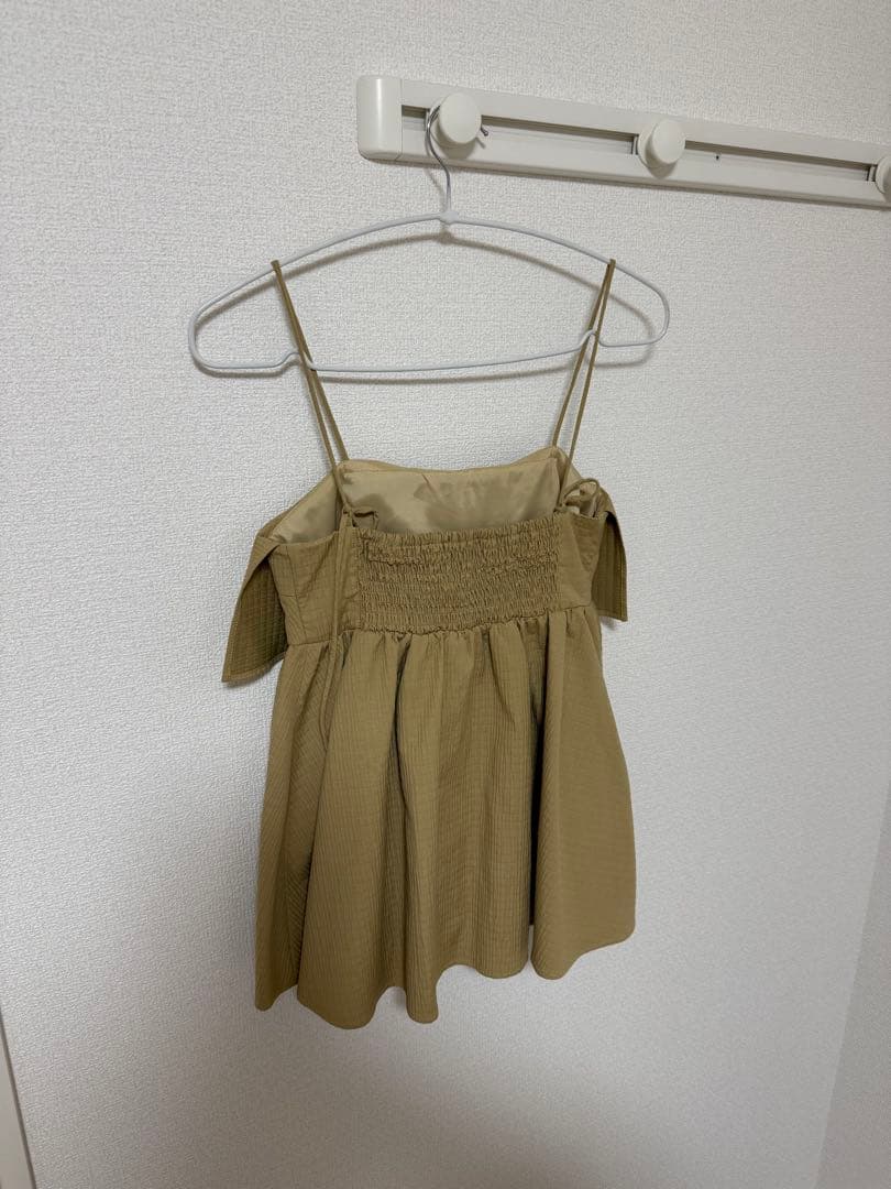 美品✨未着用】フクレジャガードキャミソール anuans ベージュ - メルカリ