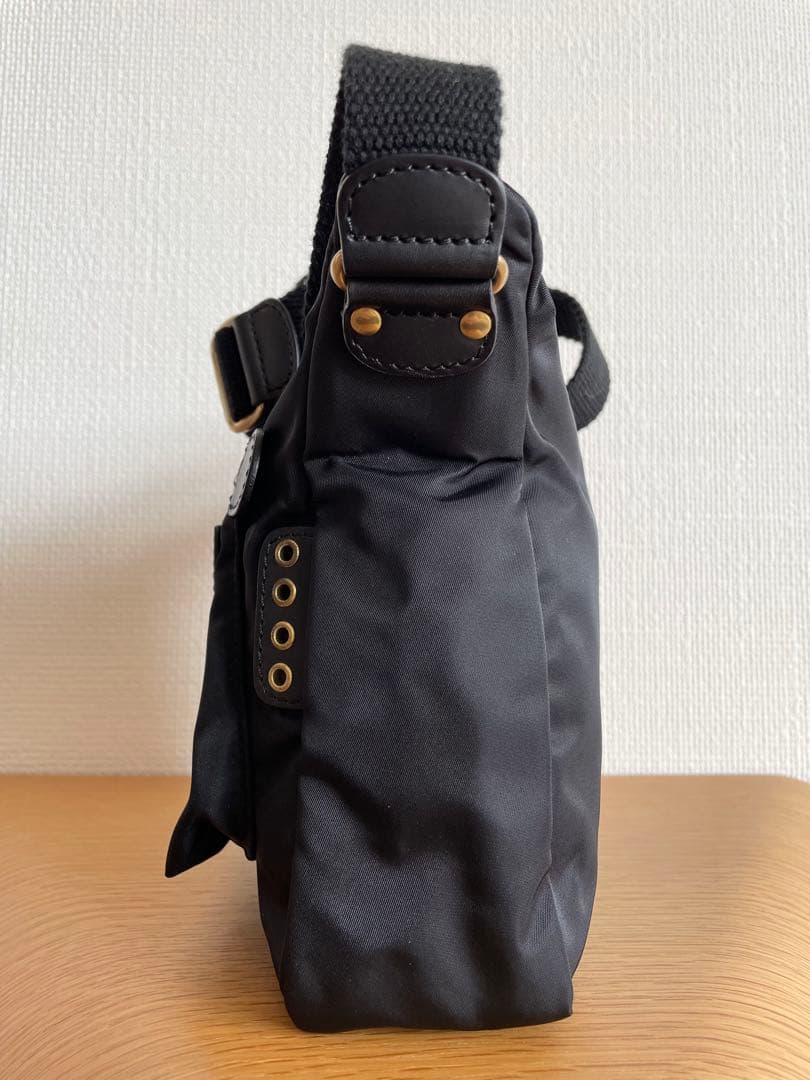 Felisi フェリージ　ショルダーバッグ 04/35/5/DS ブラック