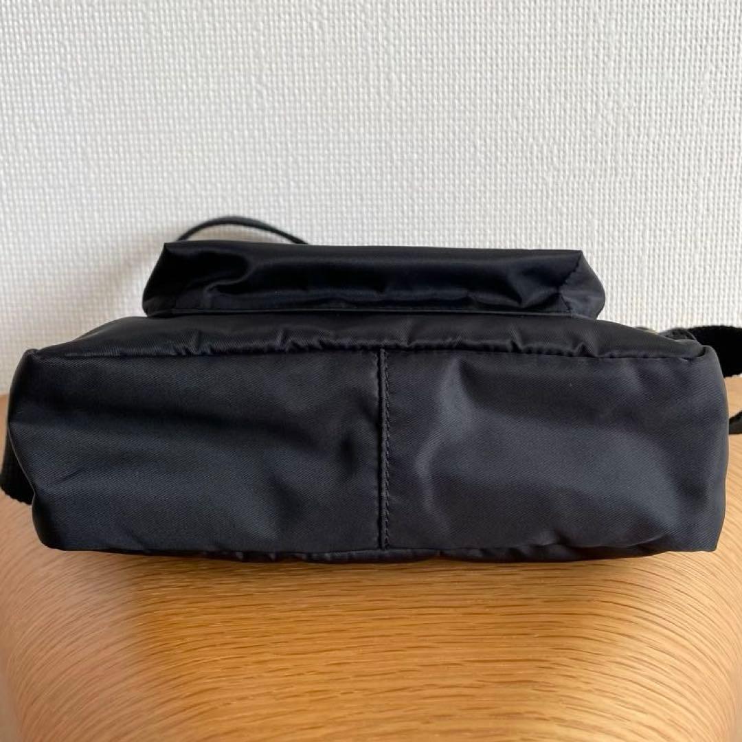 Felisi フェリージ　ショルダーバッグ 04/35/5/DS ブラック