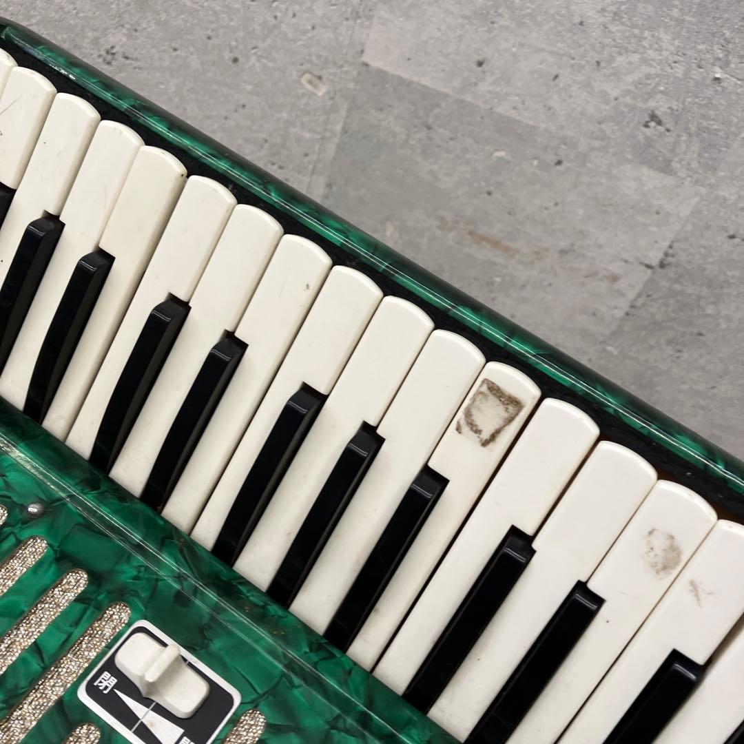 ジャンク品 YAMAHA ヤマハ A-32B アコーディオン 鍵32 鍵盤楽器 - メルカリ