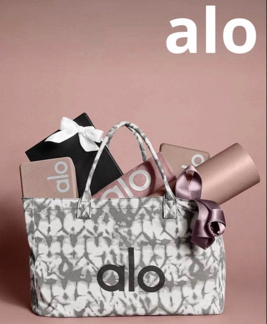 alo トートバック Alo Yoga☆セレブに大人気♪軽くて大容量ショッパートートバッグ (ALO