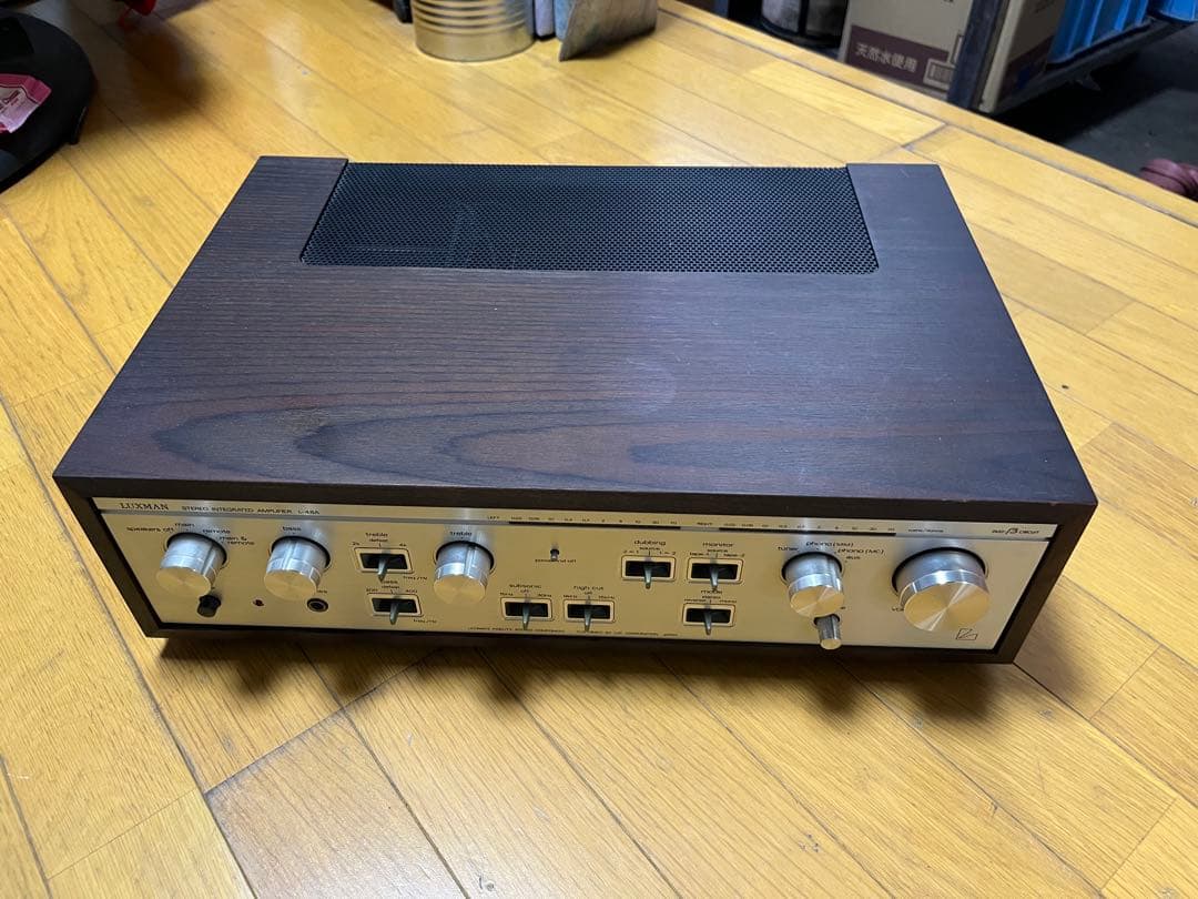 LUXMAN プリメインアンプ L-48Aオーディオ機器 LUXMAN L-48A] The Luxman amplifier from its most beautiful era is