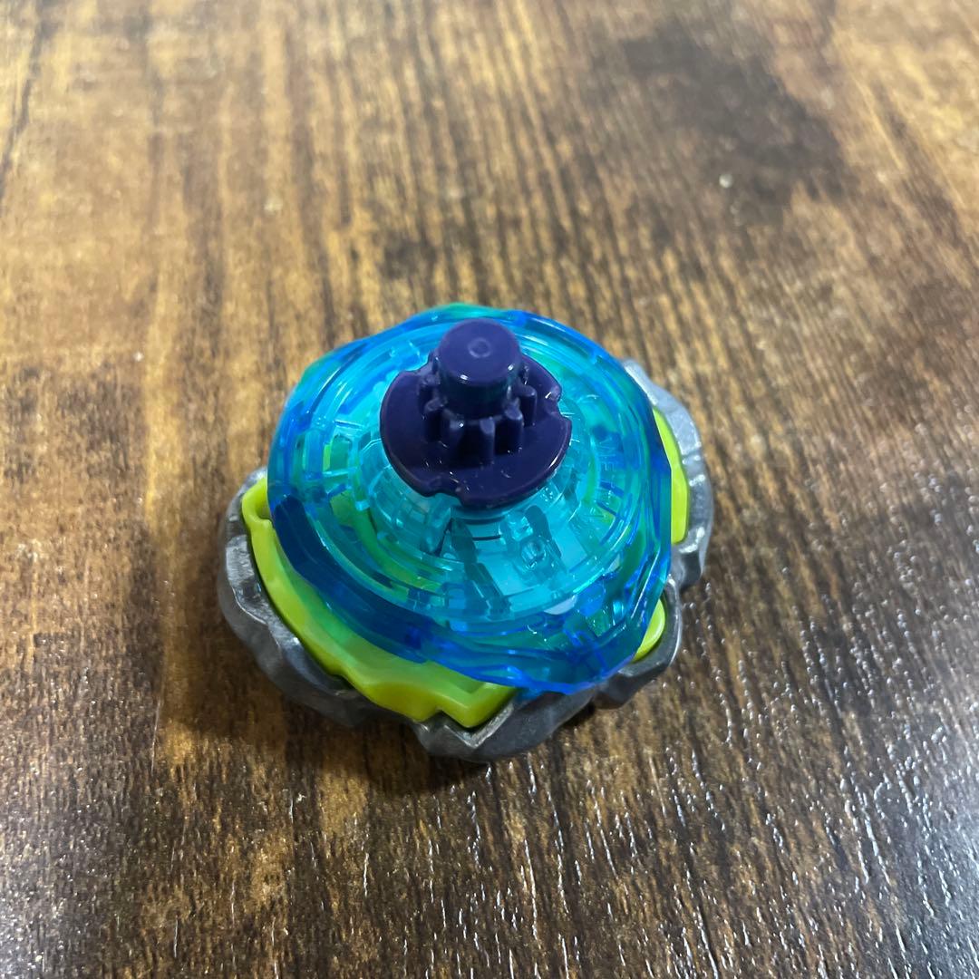 限定新品ベイ】ベイブレードX オロチクラスタ 1-60 LR あ3 - メルカリ