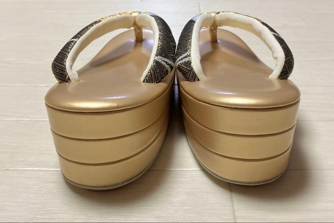 《美品・箱付き》草履バッグセット　彩小径ブランド　振袖用 正絹　帯地