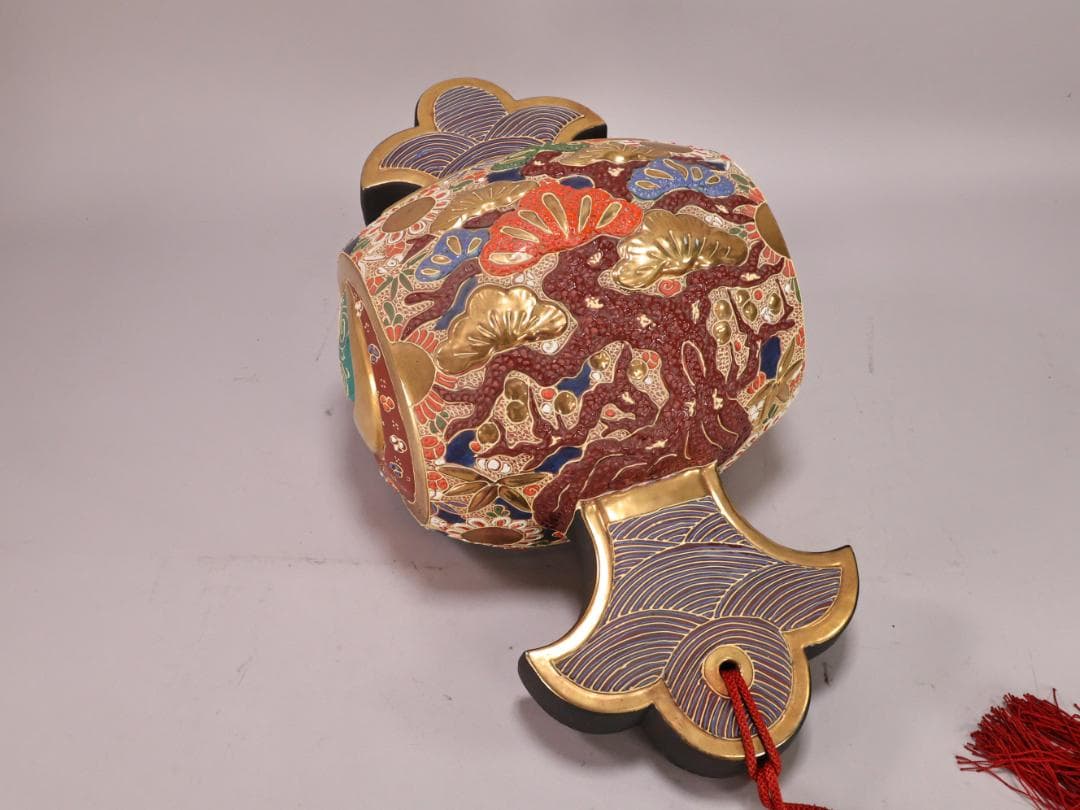 BK200 九谷焼 八幡窯 松鶴乃図 御小槌 金運 財運 開運 商売繁盛