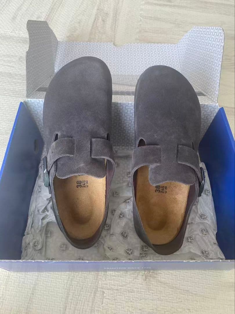 BIRKENSTOCK グレー サボサンダル 38 Arizona Suede Leather in Color Basalt Gray | BIRKENSTOCK US