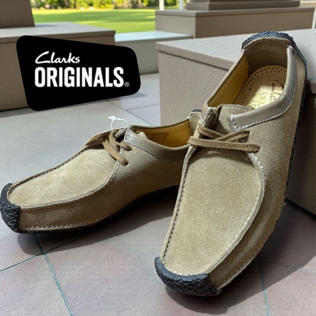 【新品・未使用の定番モデルが半額以下！】クラークス　ナタリー　オークウッド 新品・未使用の定番モデルが半額以下！】クラークス ナタリー オークウッド