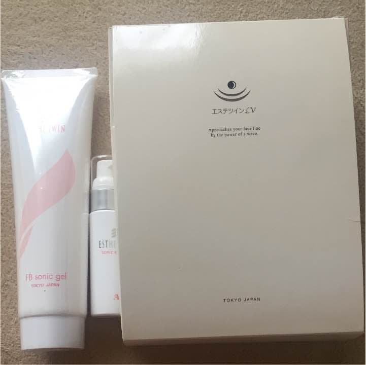 美顔器 エステツインLV ソニックとEMSが両方使える美顔器「エステツインLV」 | プルメリア
