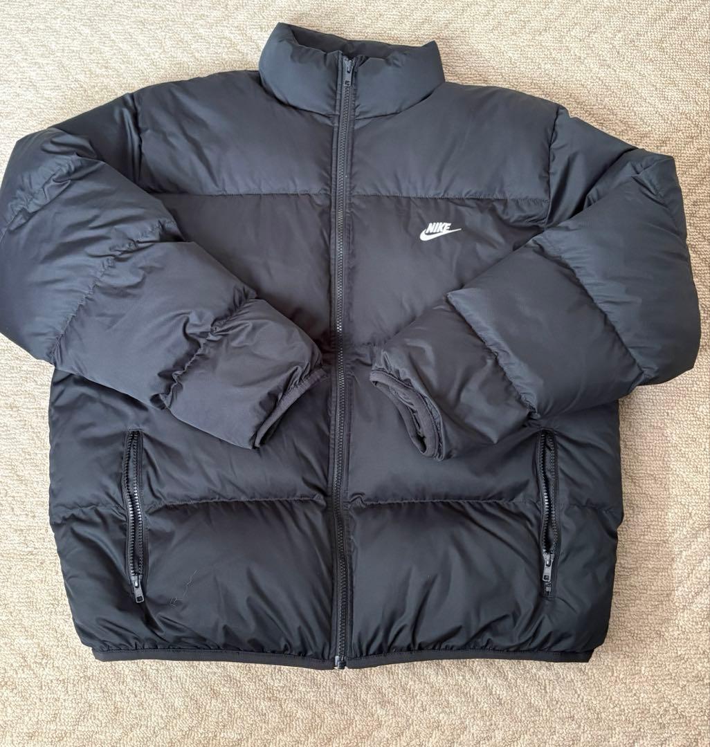 Nike ブラック ダウンジャケット - メルカリ
