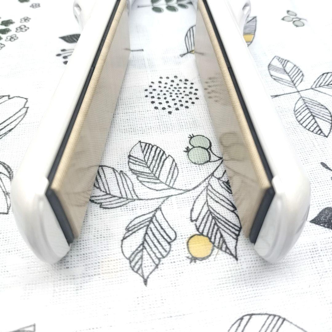 《ほぼ未使用》 KINUJO 絹女 ストレート アイロン ホワイト